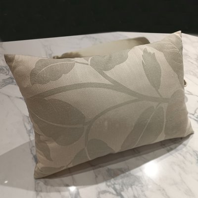 Декоративна подушка з флористичним візерунком - 30*50cm FRT 117 фото